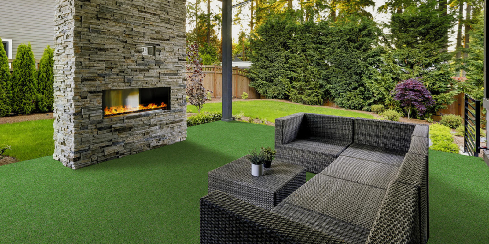 bc wall covering artificial grass